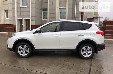 Внедорожник / Кроссовер Toyota RAV4 2014 в Энергодаре