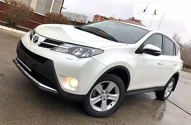 Внедорожник / Кроссовер Toyota RAV4 2014 в Энергодаре