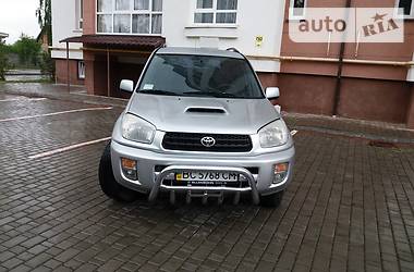 Внедорожник / Кроссовер Toyota RAV4 2002 в Ивано-Франковске