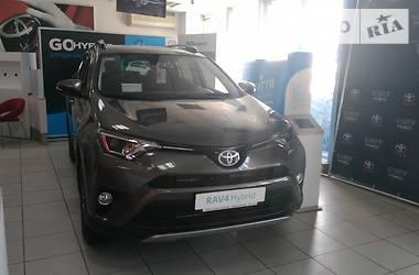 Внедорожник / Кроссовер Toyota RAV4 2018 в Полтаве