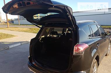 Внедорожник / Кроссовер Toyota RAV4 2016 в Херсоне