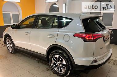 Внедорожник / Кроссовер Toyota RAV4 2017 в Киеве