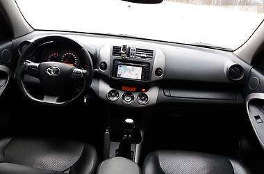 Внедорожник / Кроссовер Toyota RAV4 2011 в Хмельницком