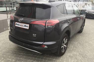 Внедорожник / Кроссовер Toyota RAV4 2018 в Львове