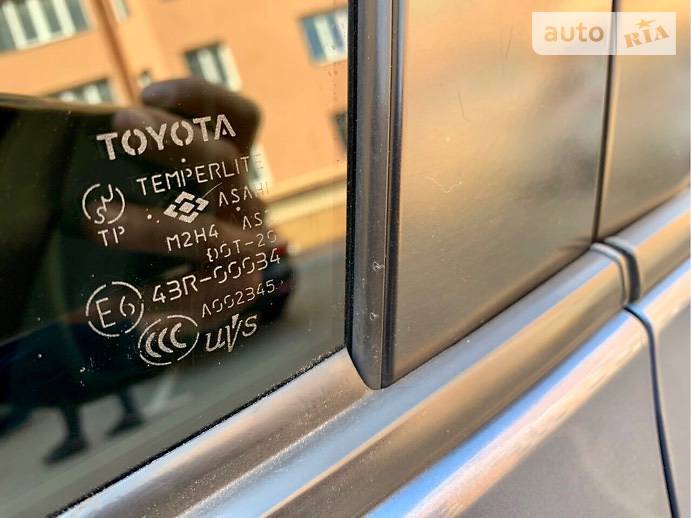 Позашляховик / Кросовер Toyota RAV4 2007 в Києві