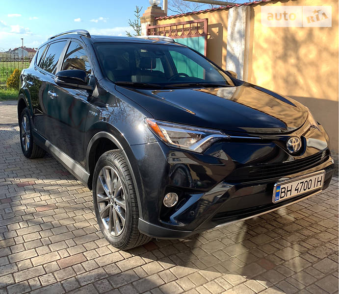 Позашляховик / Кросовер Toyota RAV4 2018 в Одесі