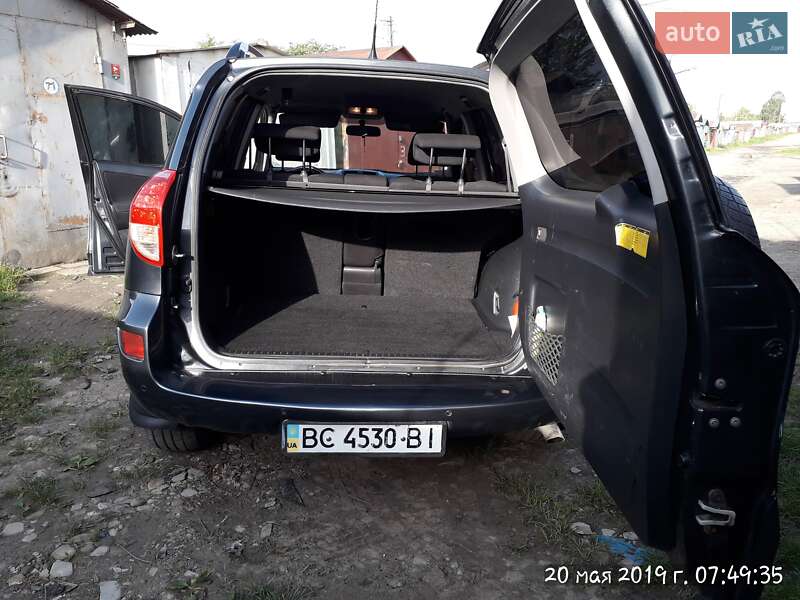 Позашляховик / Кросовер Toyota RAV4 2007 в Дрогобичі