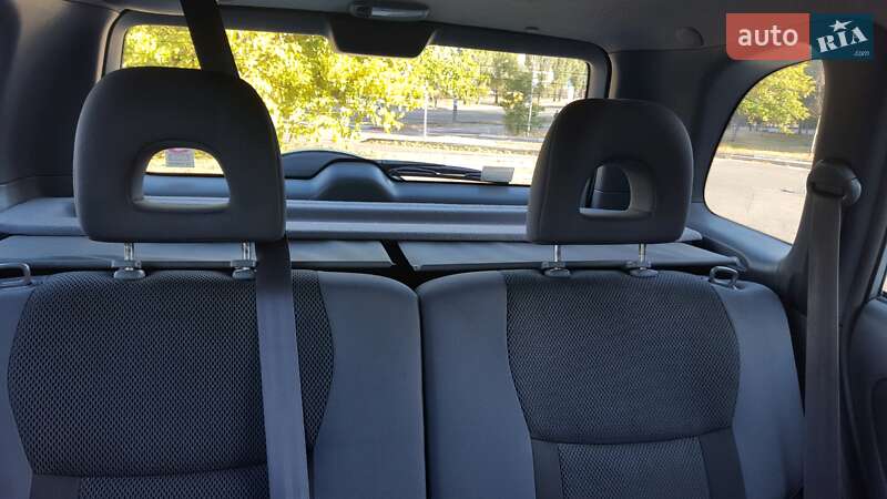 Внедорожник / Кроссовер Toyota RAV4 2001 в Киеве