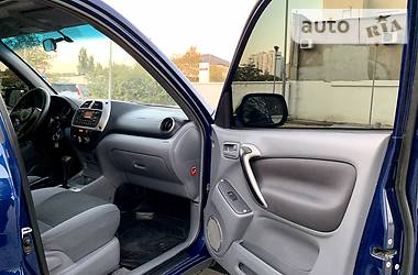 Внедорожник / Кроссовер Toyota RAV4 2001 в Одессе