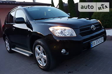 Позашляховик / Кросовер Toyota RAV4 2006 в Хмельницькому