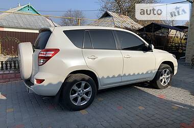 Позашляховик / Кросовер Toyota RAV4 2011 в Одесі