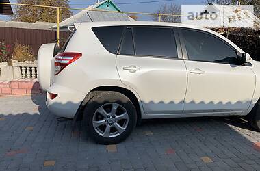 Позашляховик / Кросовер Toyota RAV4 2011 в Одесі