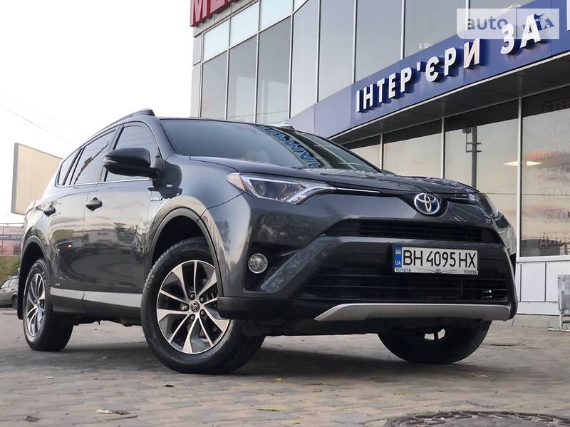 Внедорожник / Кроссовер Toyota RAV4 2016 в Одессе