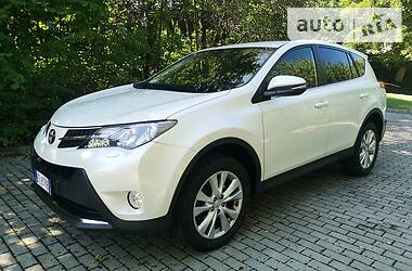 Внедорожник / Кроссовер Toyota RAV4 2014 в Львове