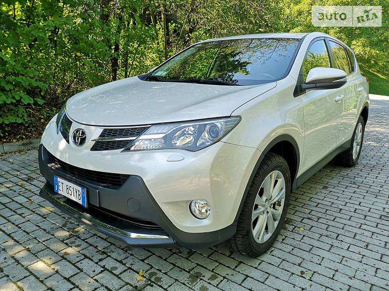 Внедорожник / Кроссовер Toyota RAV4 2014 в Львове