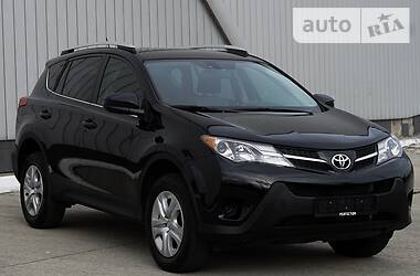 Позашляховик / Кросовер Toyota RAV4 2014 в 