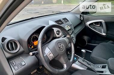 Позашляховик / Кросовер Toyota RAV4 2008 в 