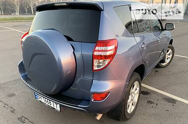 Внедорожник / Кроссовер Toyota RAV4 2010 в Одессе