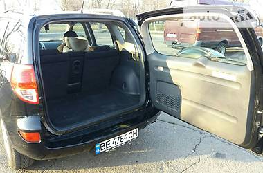 Позашляховик / Кросовер Toyota RAV4 2005 в Миколаєві