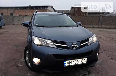 Позашляховик / Кросовер Toyota RAV4 2014 в Звягелі