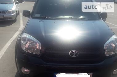Позашляховик / Кросовер Toyota RAV4 2004 в 