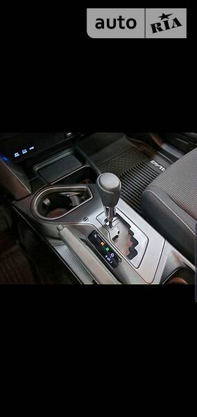 Внедорожник / Кроссовер Toyota RAV4 2017 в Черновцах фото 19 Внедорожник / Кроссовер Toyota RAV4 2017 в Черновцах