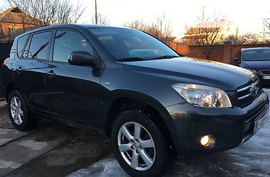 Внедорожник / Кроссовер Toyota RAV4 2010 в Ивано-Франковске