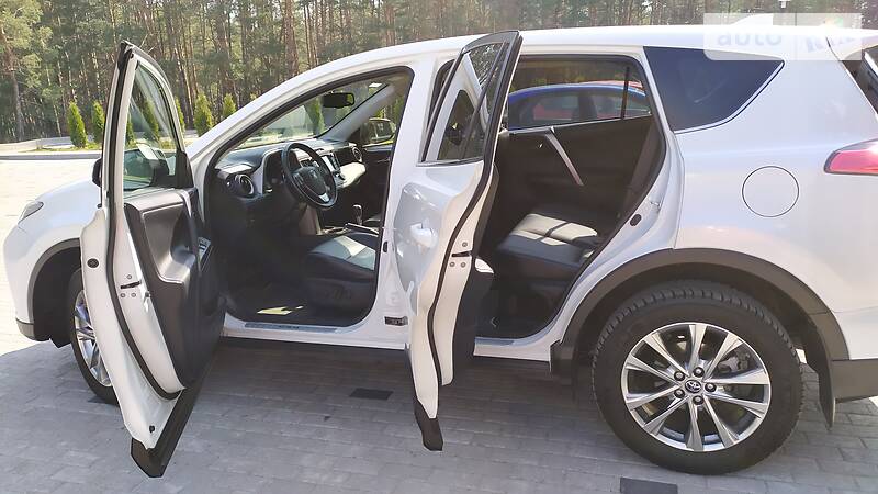Позашляховик / Кросовер Toyota RAV4 2016 в Києві фото 6 Позашляховик / Кросовер Toyota RAV4 2016 в Києві