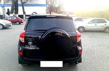 Позашляховик / Кросовер Toyota RAV4 2008 в 