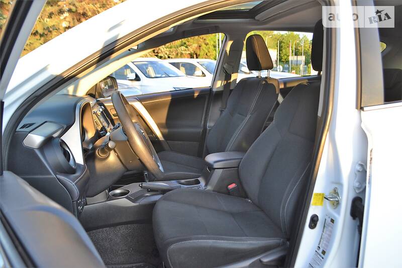 Позашляховик / Кросовер Toyota RAV4 2013 в Харкові