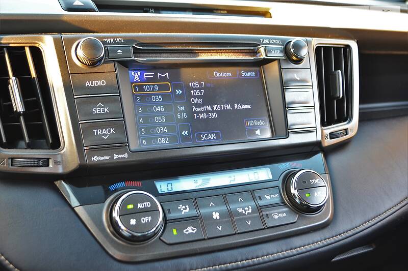Позашляховик / Кросовер Toyota RAV4 2013 в Харкові