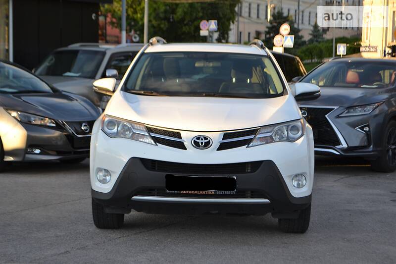 Позашляховик / Кросовер Toyota RAV4 2013 в Харкові