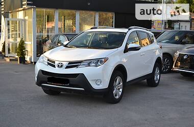 Внедорожник / Кроссовер Toyota RAV4 2013 в 