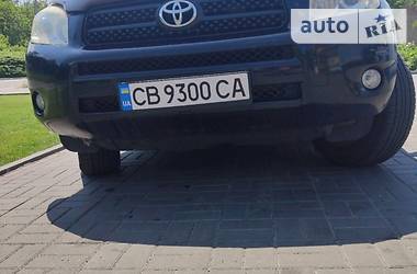 Позашляховик / Кросовер Toyota RAV4 2006 в 