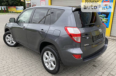 Внедорожник / Кроссовер Toyota RAV4 2012 в Тернополе