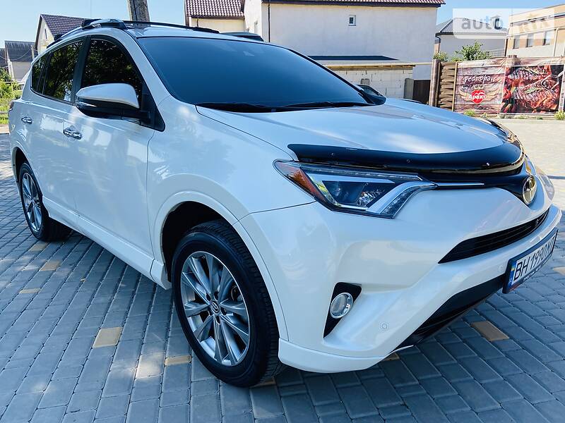 Позашляховик / Кросовер Toyota RAV4 2016 в Одесі