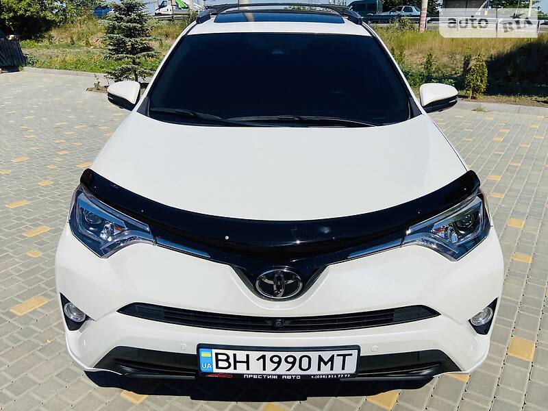 Позашляховик / Кросовер Toyota RAV4 2016 в Одесі