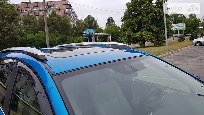 Позашляховик / Кросовер Toyota RAV4 2016 в Дніпрі