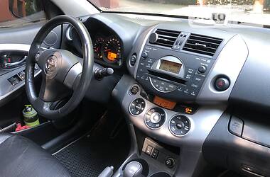 Внедорожник / Кроссовер Toyota RAV4 2007 в Виннице