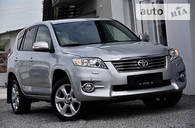 Внедорожник / Кроссовер Toyota RAV4 2011 в 