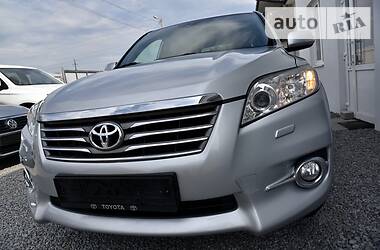 Внедорожник / Кроссовер Toyota RAV4 2011 в 