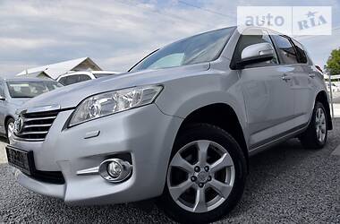 Внедорожник / Кроссовер Toyota RAV4 2011 в 