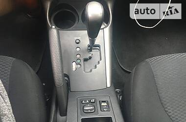 Позашляховик / Кросовер Toyota RAV4 2012 в 