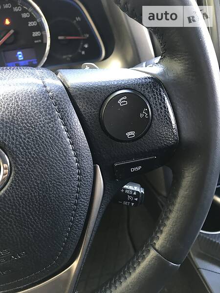 Позашляховик / Кросовер Toyota RAV4 2013 в Києві
