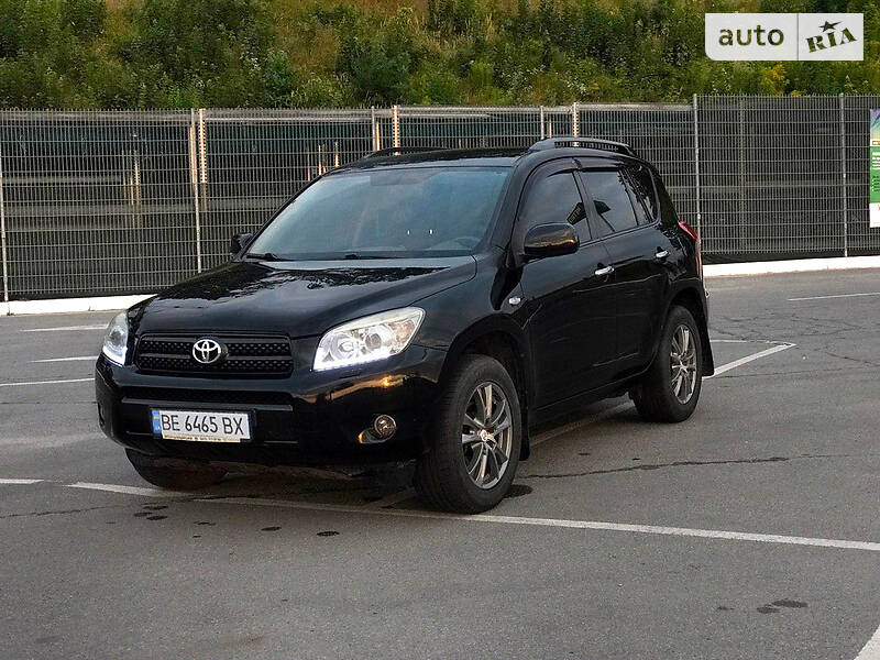 Внедорожник / Кроссовер Toyota RAV4 2006 в Харькове