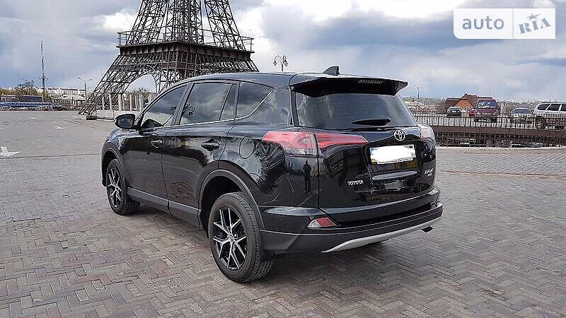 Позашляховик / Кросовер Toyota RAV4 2016 в Кропивницькому