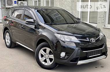 Внедорожник / Кроссовер Toyota RAV4 2014 в Киеве