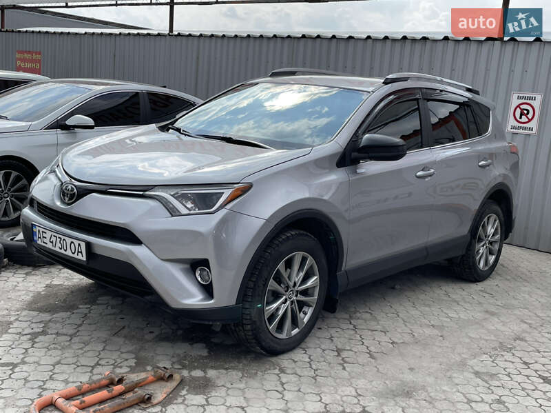 Toyota RAV4 2017