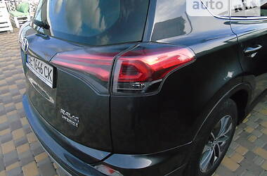 Внедорожник / Кроссовер Toyota RAV4 2016 в 