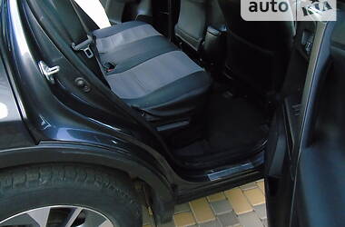 Внедорожник / Кроссовер Toyota RAV4 2016 в 